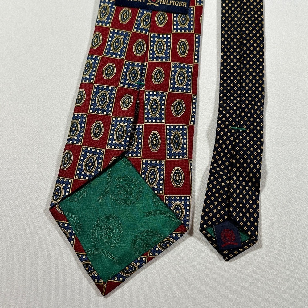 Men’s Tommy Hilfiger Silk Necktie​​ - Picture 4 of 6